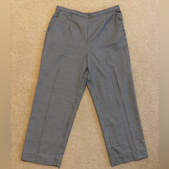 Women’s Houndstooth Black and White Pants - Picture 1 of 9